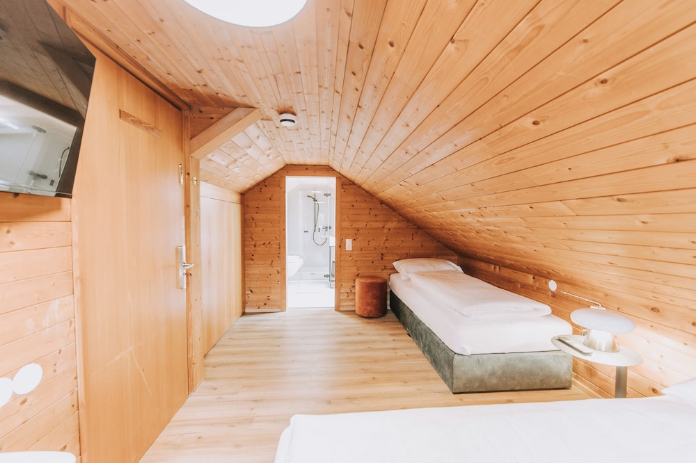 velotique hotel angelika