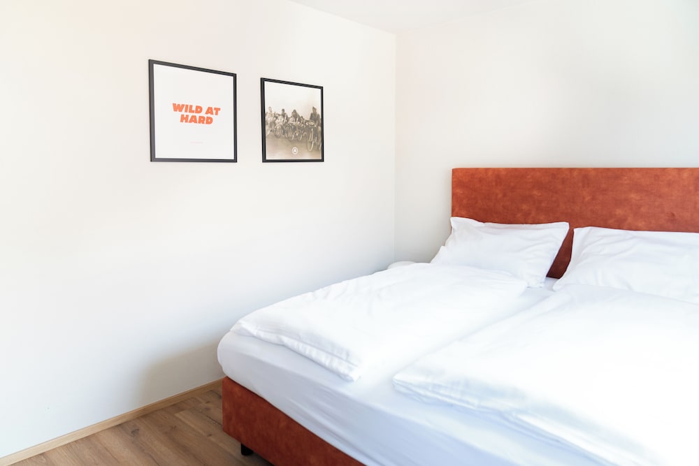 velotique hotel angelika