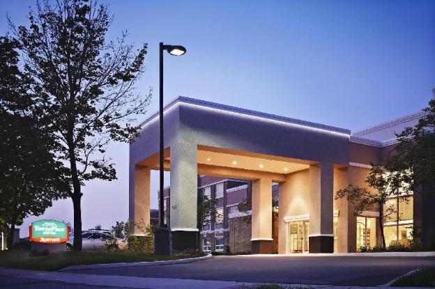 towneplace suites by marriott mississauga arpt corp ctr