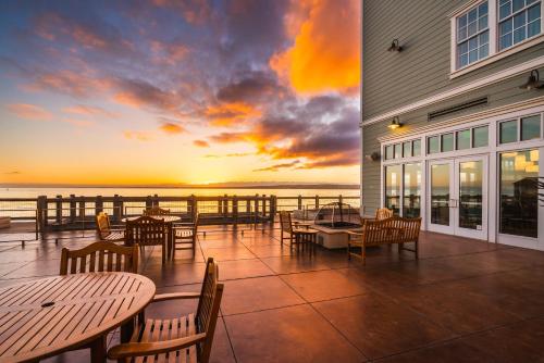 intercontinental the clement monterey by ihg