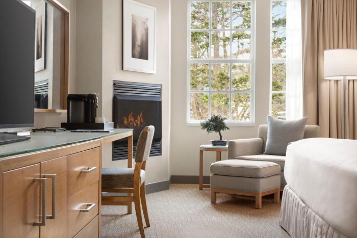 intercontinental the clement monterey by ihg