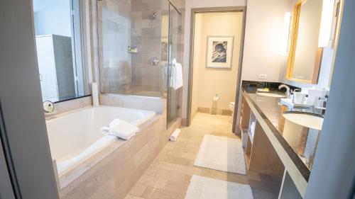 intercontinental the clement monterey by ihg