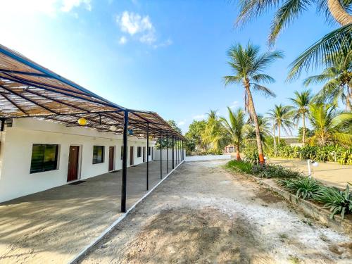oyo 28471 resort farm vila