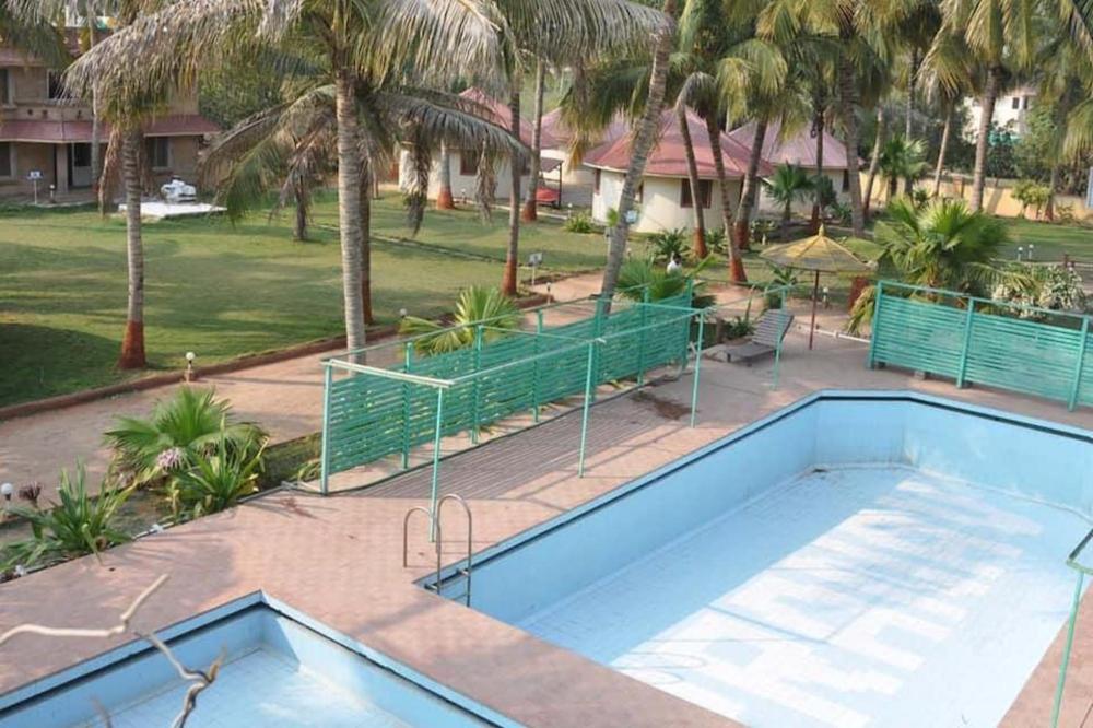 oyo 28471 resort farm vila