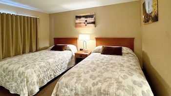 youngs motel