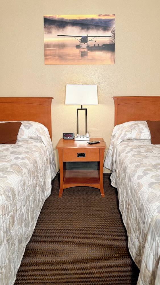 youngs motel