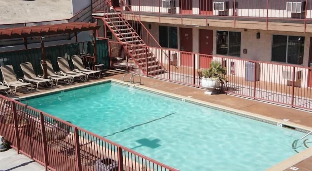 park avenue inn and suites