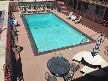 park avenue inn and suites