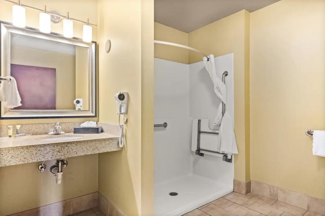 surestay plus hotel by best western portland route 52 west