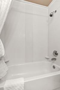 surestay plus hotel by best western portland route 52 west