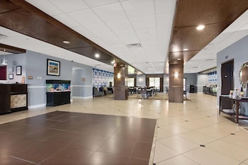 Surestay Plus Hotel By Best Western Portland Route 52 West,,3 star
