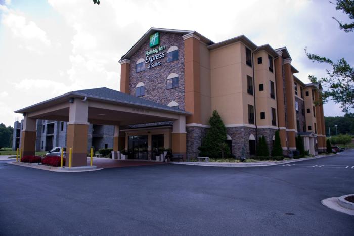 holiday inn express and suites atlanta east lithon