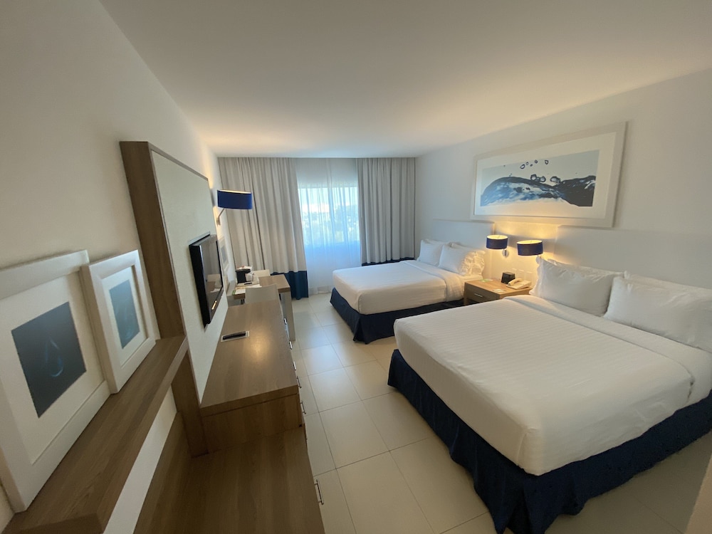holiday inn acapulco la isla by ihg