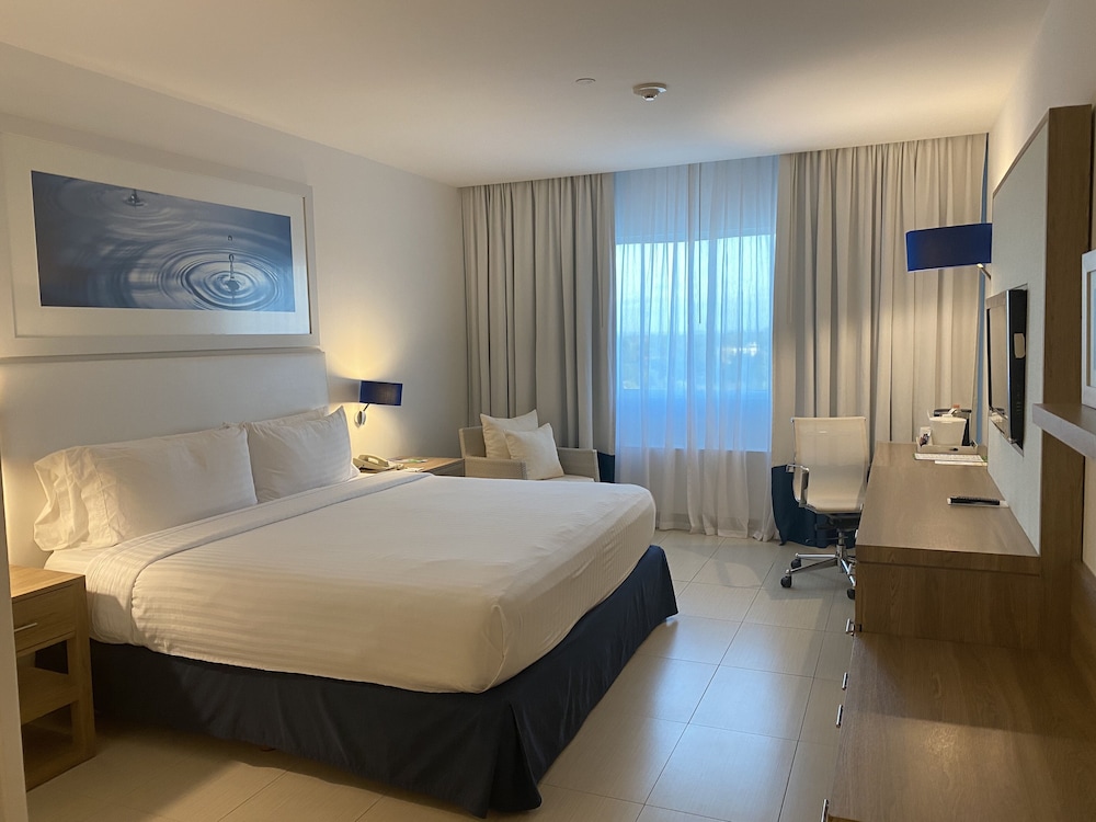 holiday inn acapulco la isla by ihg