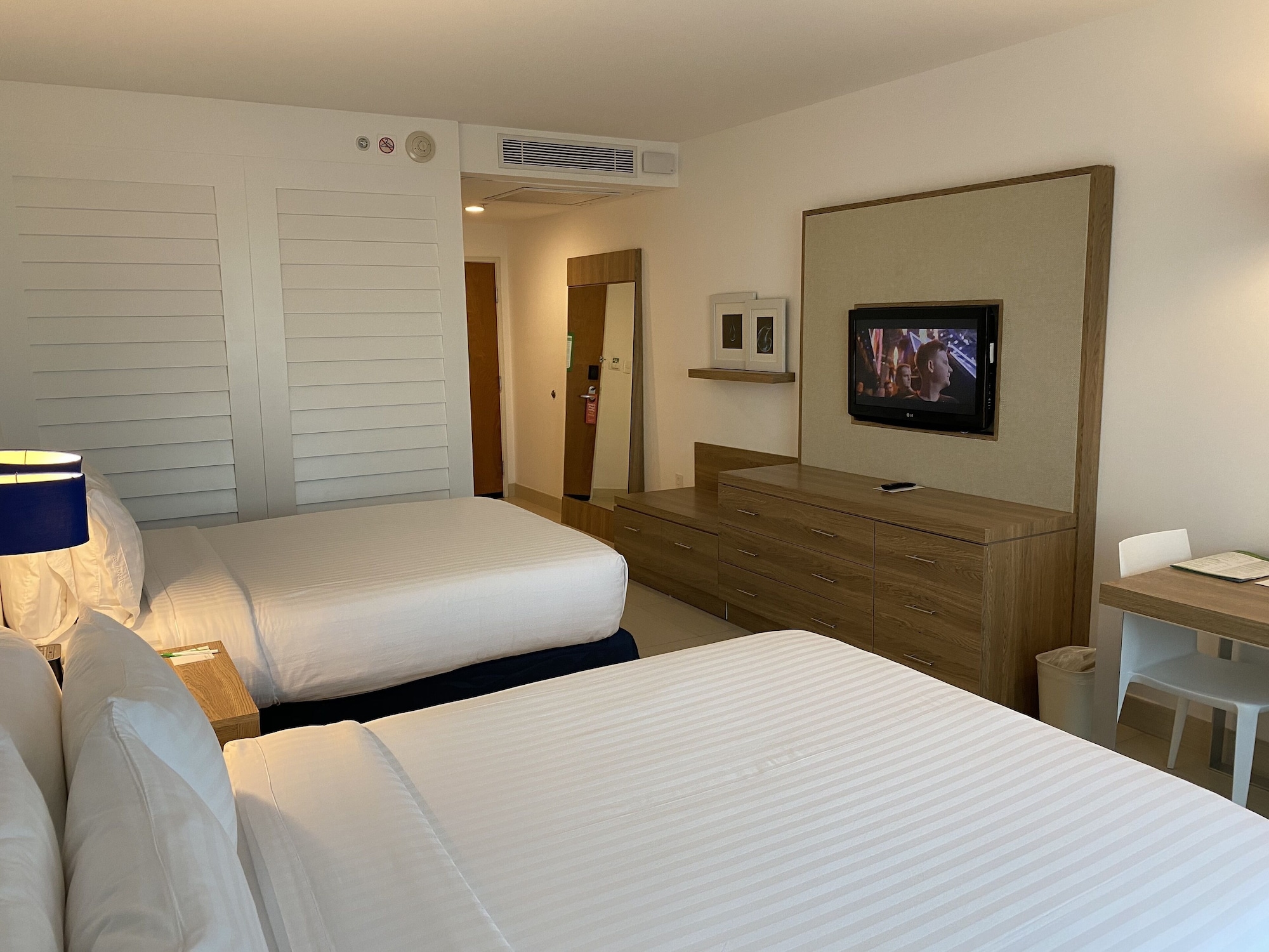 holiday inn acapulco la isla by ihg