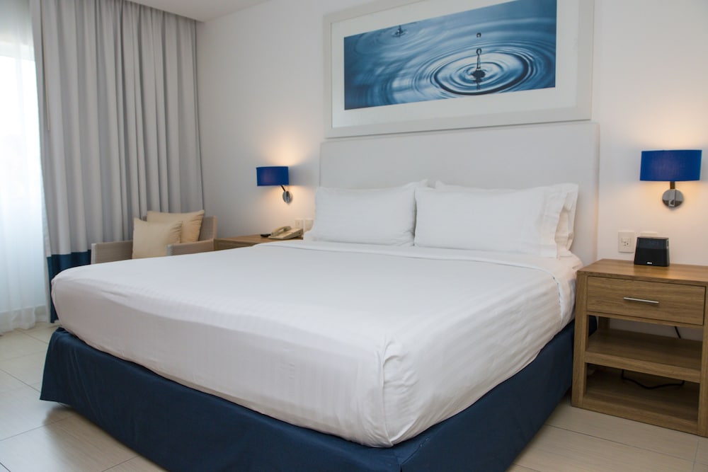 holiday inn acapulco la isla by ihg