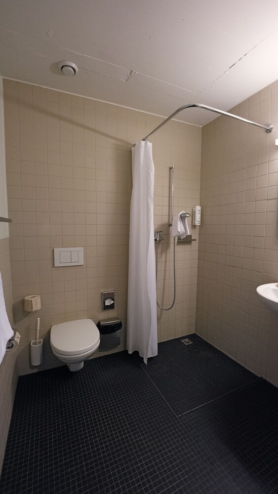 youth hostel valbella