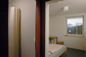 youth hostel valbella