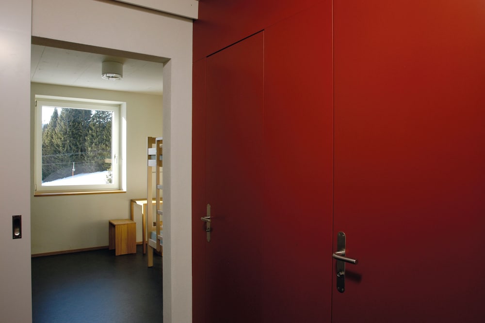 youth hostel valbella