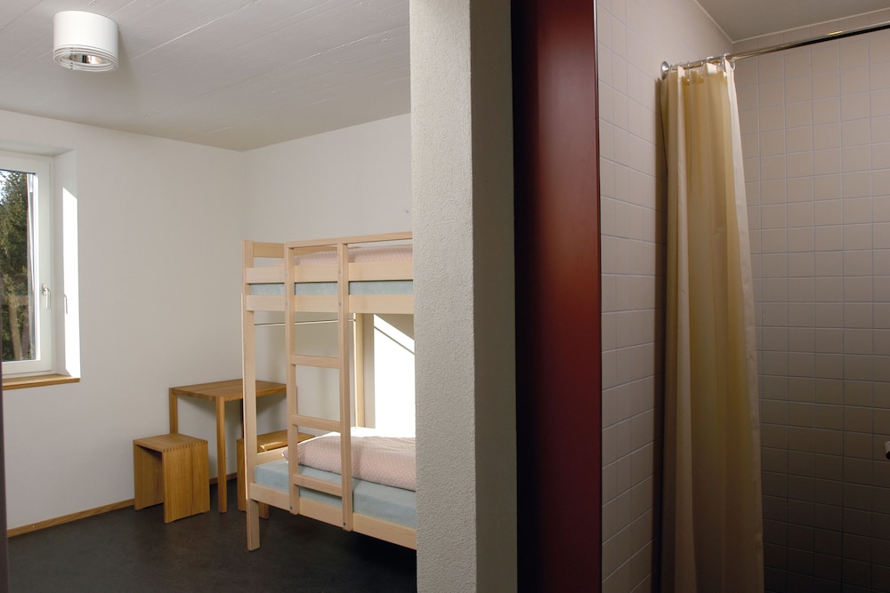 youth hostel valbella