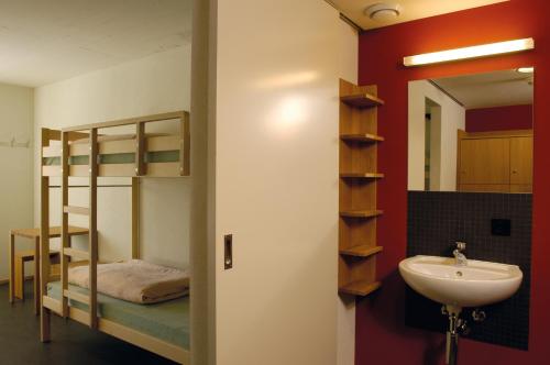 youth hostel valbella