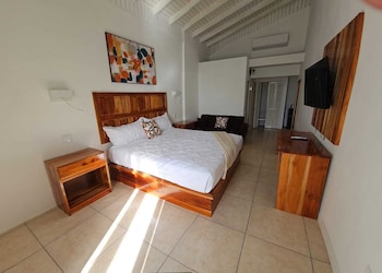 merrils beach resort ii