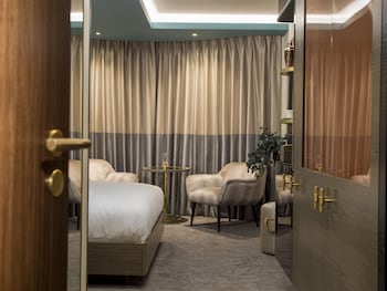 middle eight covent garden preferred hotels and resorts