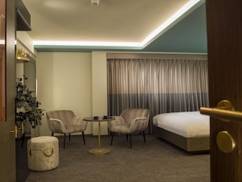 middle eight covent garden preferred hotels and resorts