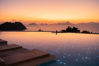 the resort bayview hotel