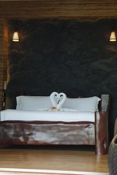 the resort bayview hotel