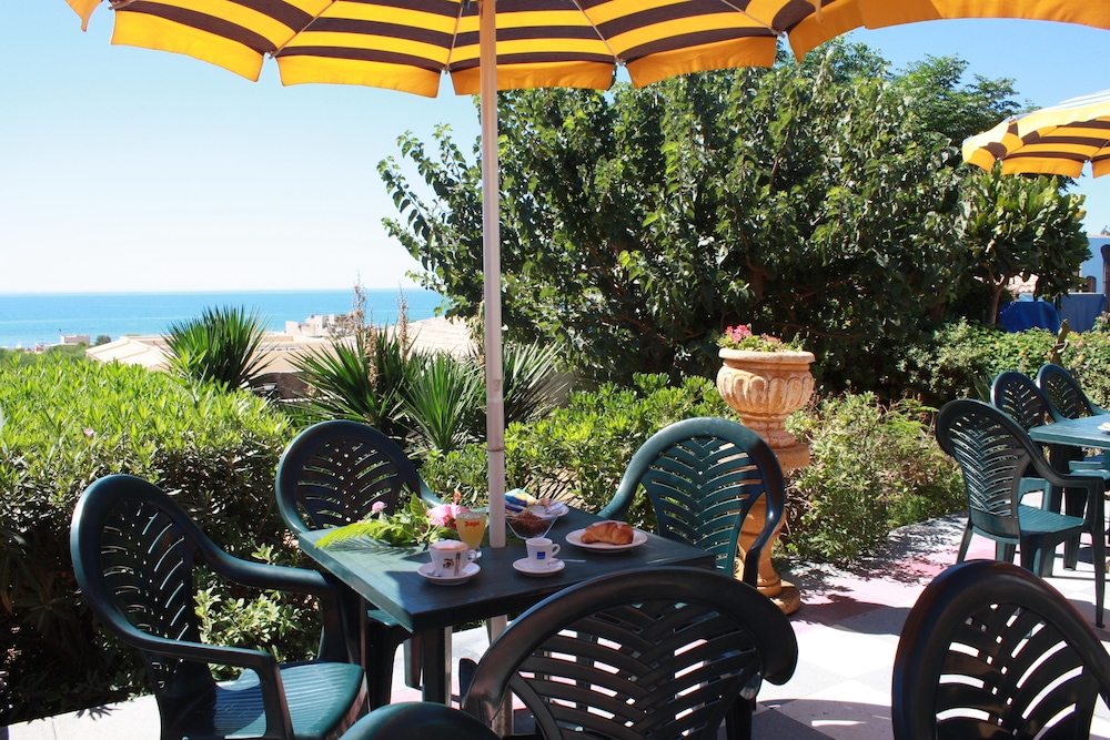 triscinamare hotel residence