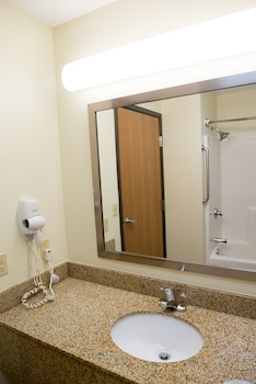 holiday inn express hotel and suites chanhassen by ihg