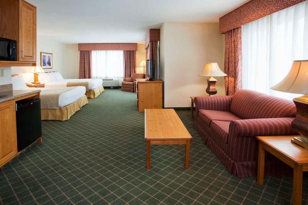 holiday inn express hotel and suites chanhassen by ihg