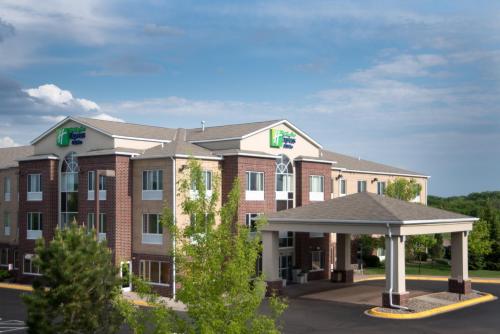 holiday inn express hotel and suites chanhassen by ihg