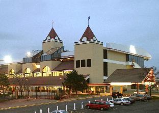 holiday inn express hotel and suites chanhassen by ihg