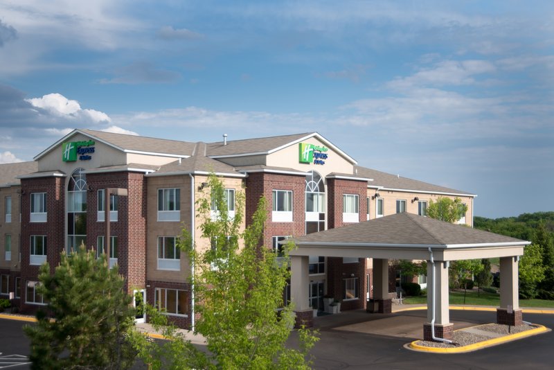 Holiday Inn Express And Suites Chanhassen