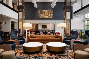 hilton garden inn charleston waterfront downtown
