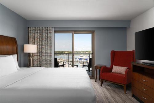 hilton garden inn charleston waterfront downtown