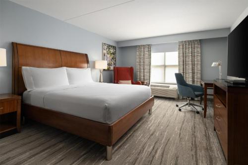 hilton garden inn charleston waterfront downtown