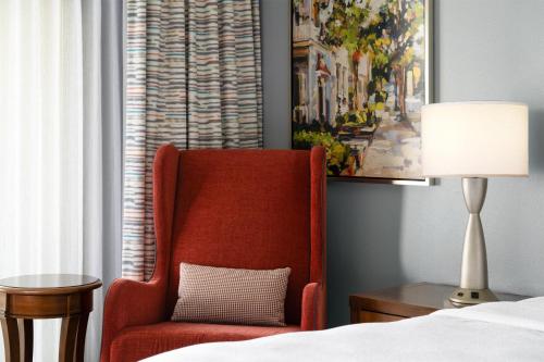 hilton garden inn charleston waterfront downtown