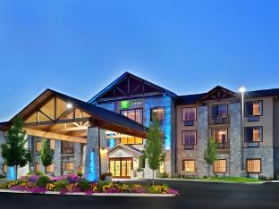 holiday inn express and suites cheney by ihg