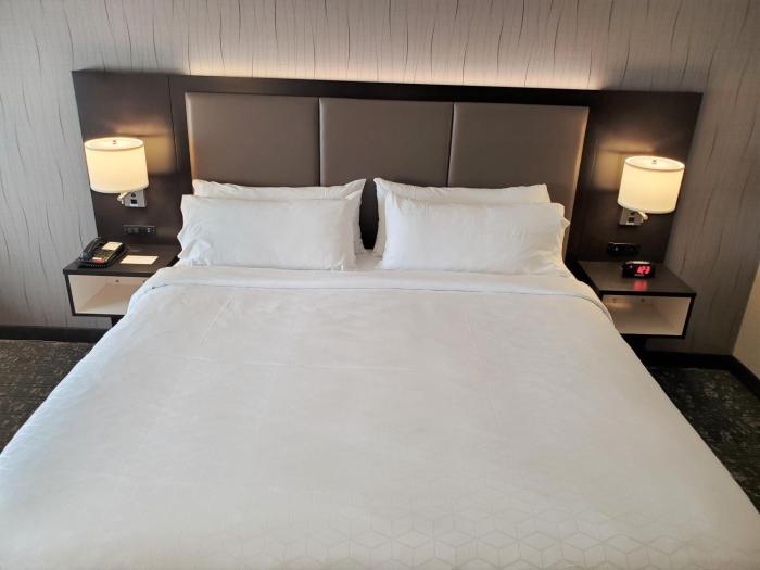 holiday inn express and suites cheney by ihg