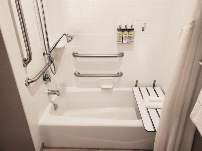 holiday inn express and suites cheney by ihg
