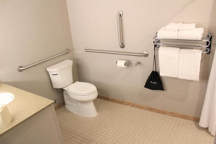 holiday inn express and suites cheney by ihg