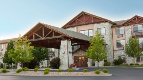 holiday inn express and suites cheney by ihg