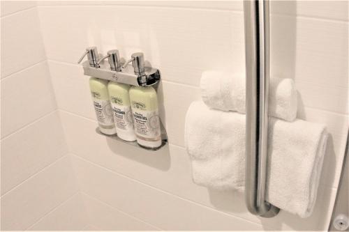 holiday inn express and suites cheney by ihg