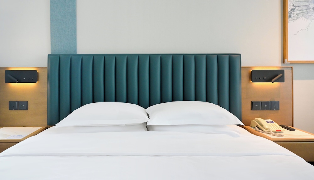 holiday inn express chengdu west gate by ihg
