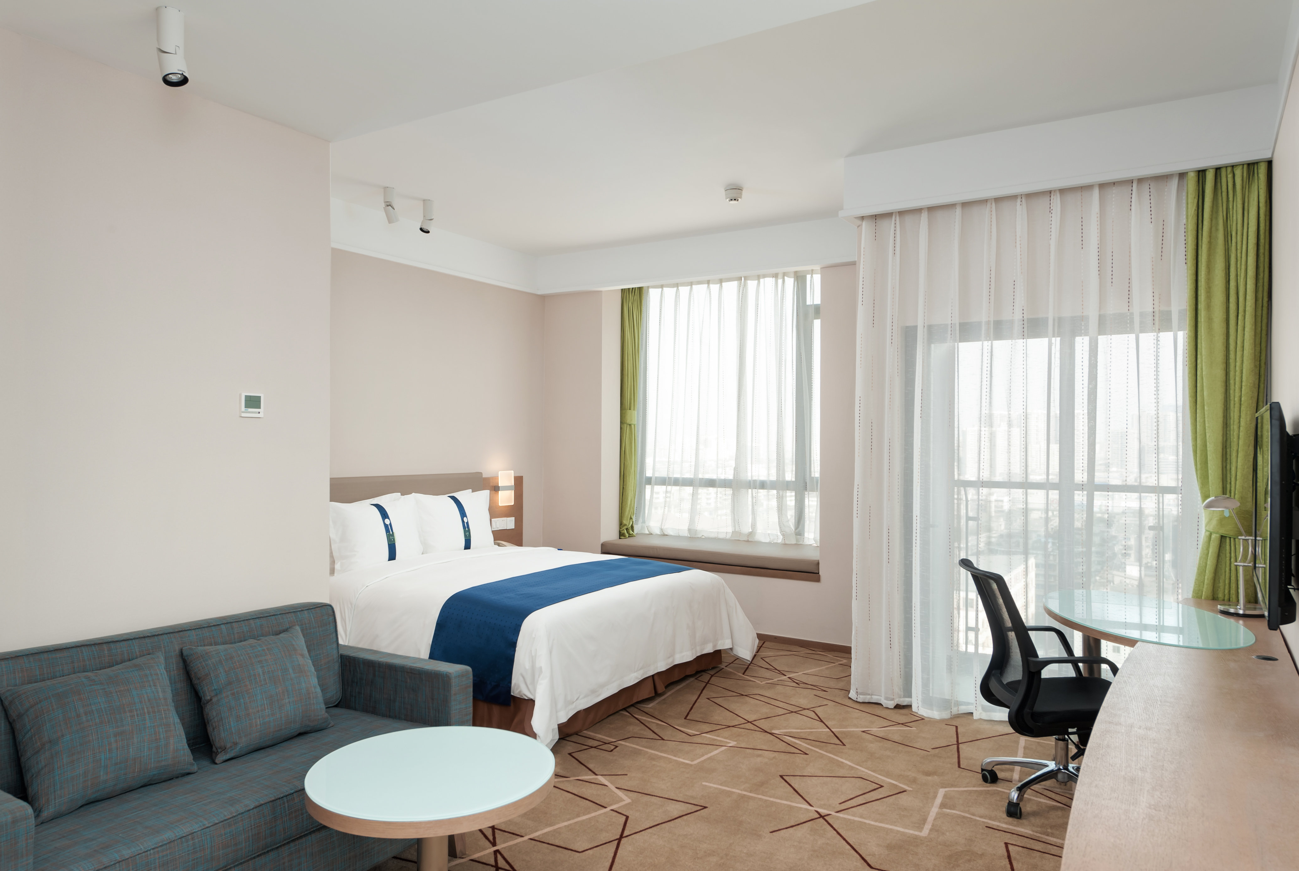 holiday inn express chengdu west gate by ihg