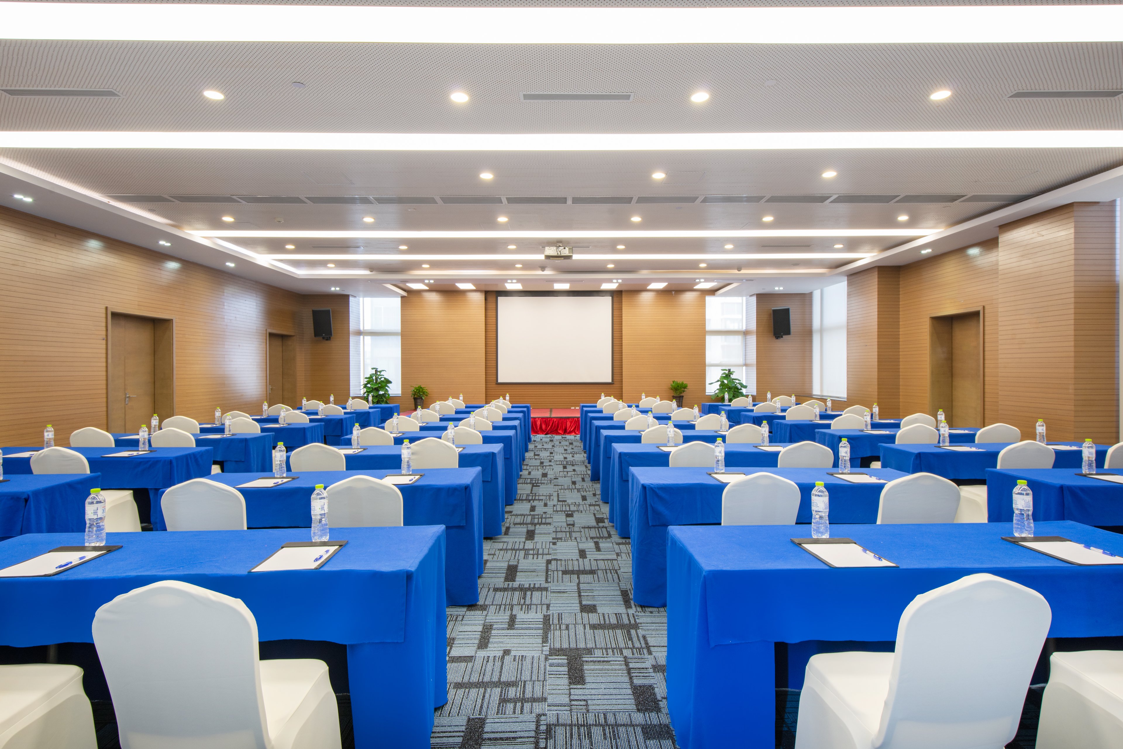 holiday inn express chengdu west gate by ihg