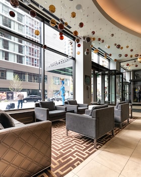 hotel felix river north magnificent mile